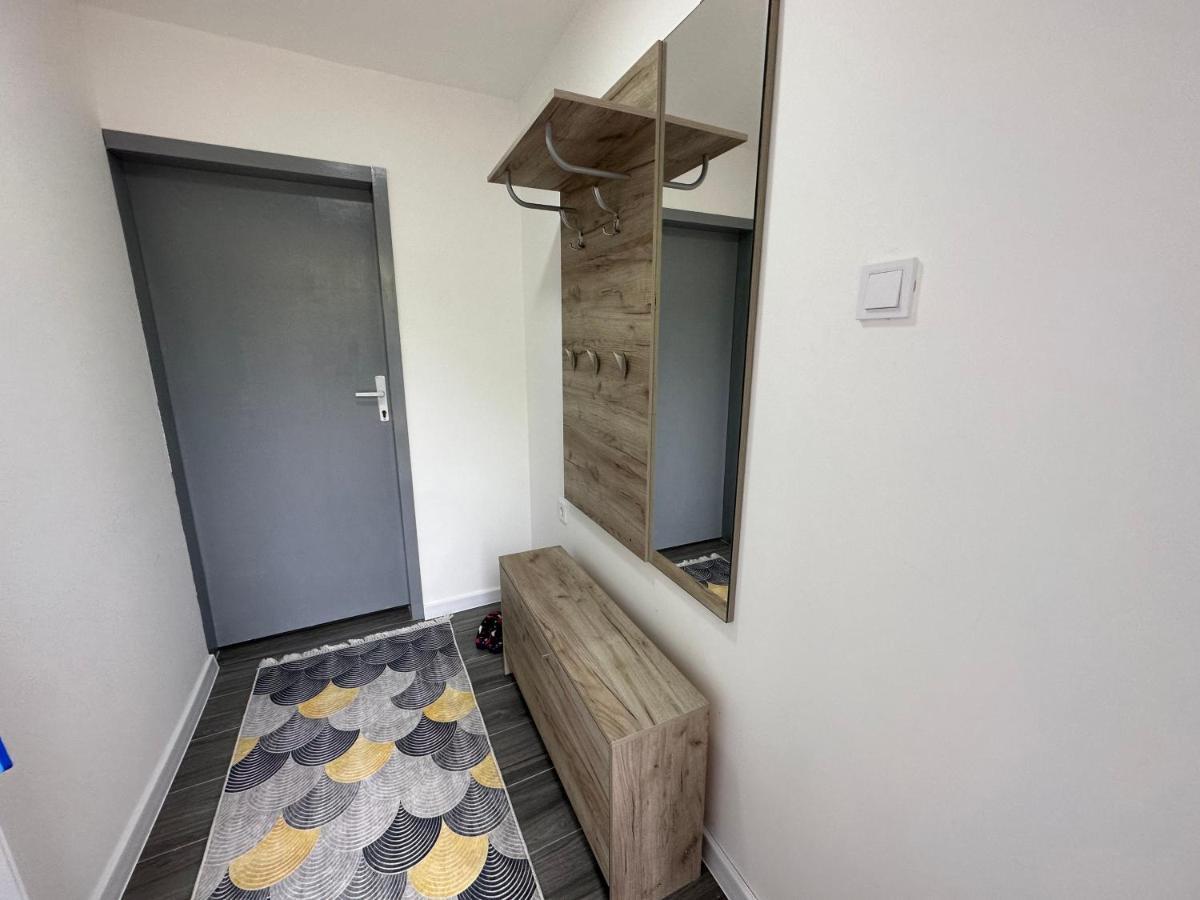 Vucinic Studio Apartment Cetinje Bagian luar foto